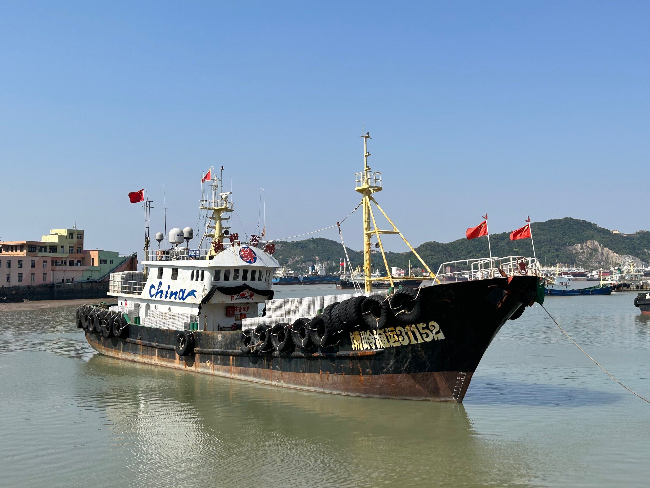 聚会看手机?小心友谊小船说翻就翻...