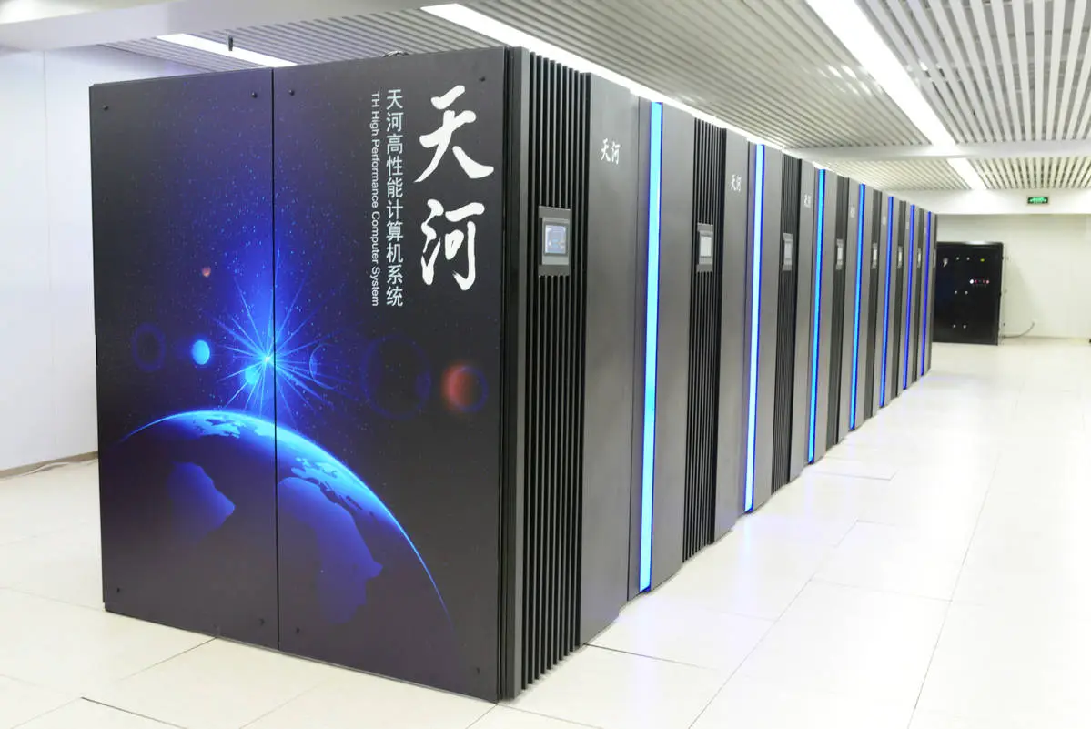 美国超算实力蝉联冠军 中国九章三号算力突破