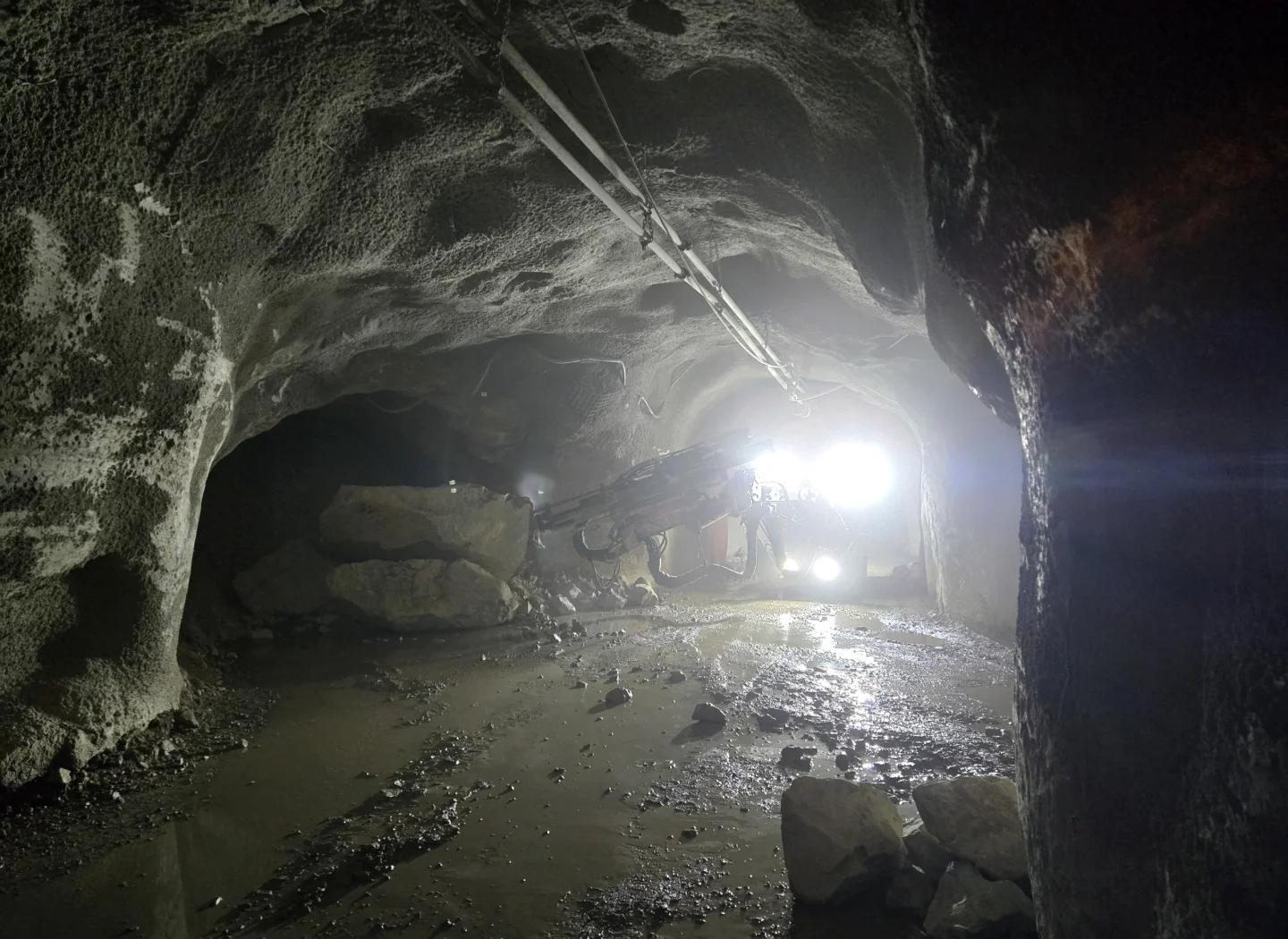 一整个城市有矿是怎样的体验?解读中古银矿城戈斯拉...