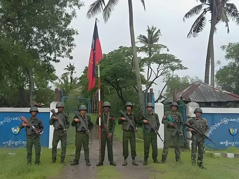 缅甸若开邦武装冲突 罗兴亚人为何流离失所