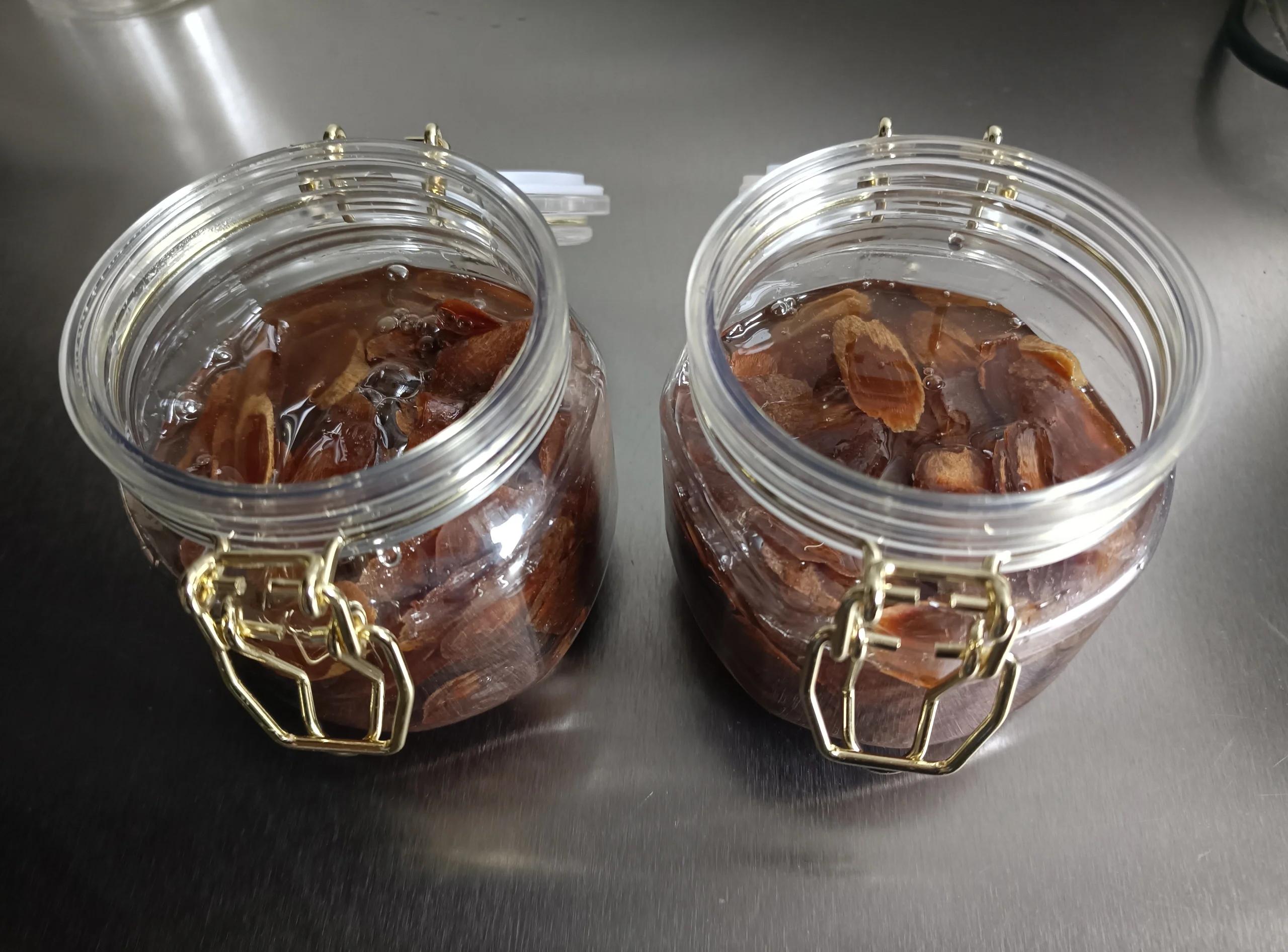 金银花茶和养生茶的功效与适合人群 金银花泡水喝的功效与禁忌是什么