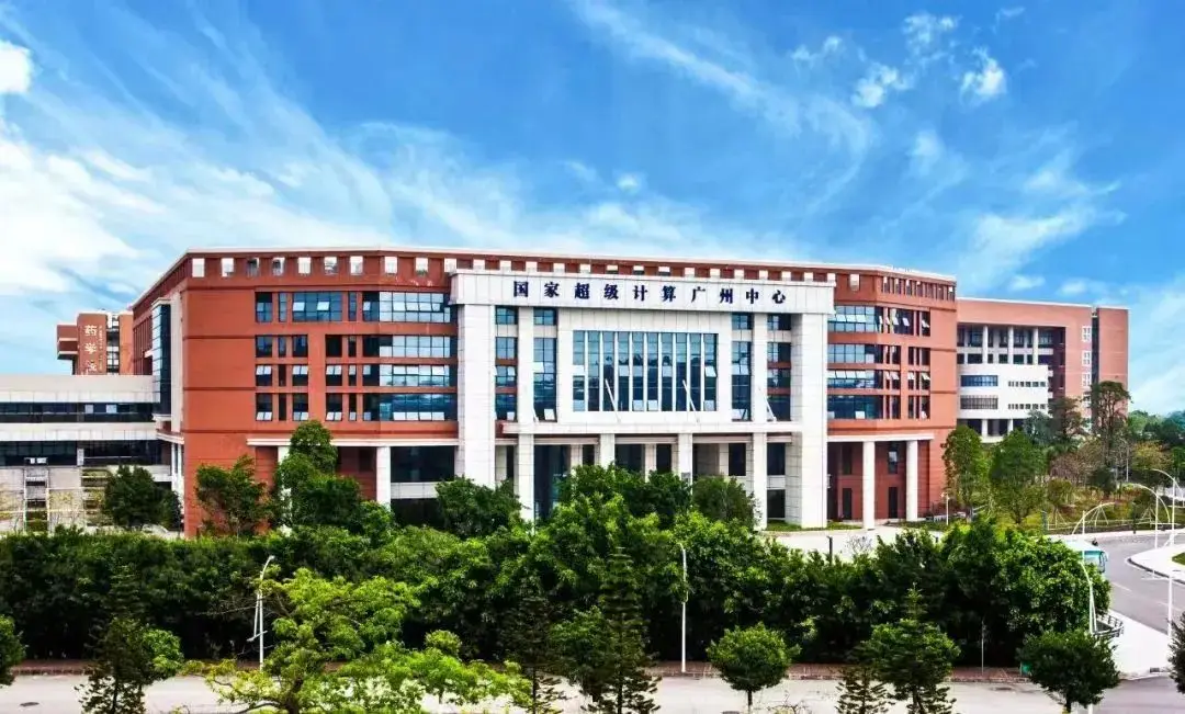 遵义大学城学生联系方式及学校介绍指南