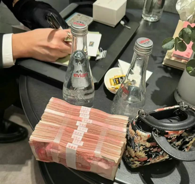 新手小白怎么快速找到接私活的女生？