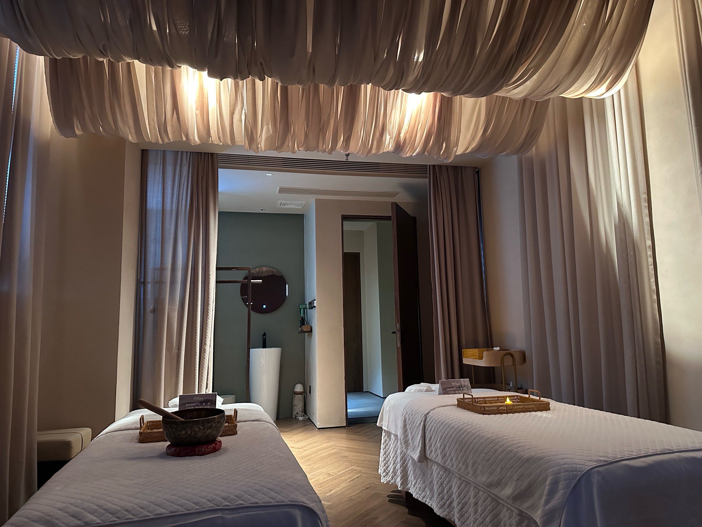 根据消息透露，新报告显示：少妇养生馆spa精油按摩有什么功效与适合人群？专业推荐与注意事项