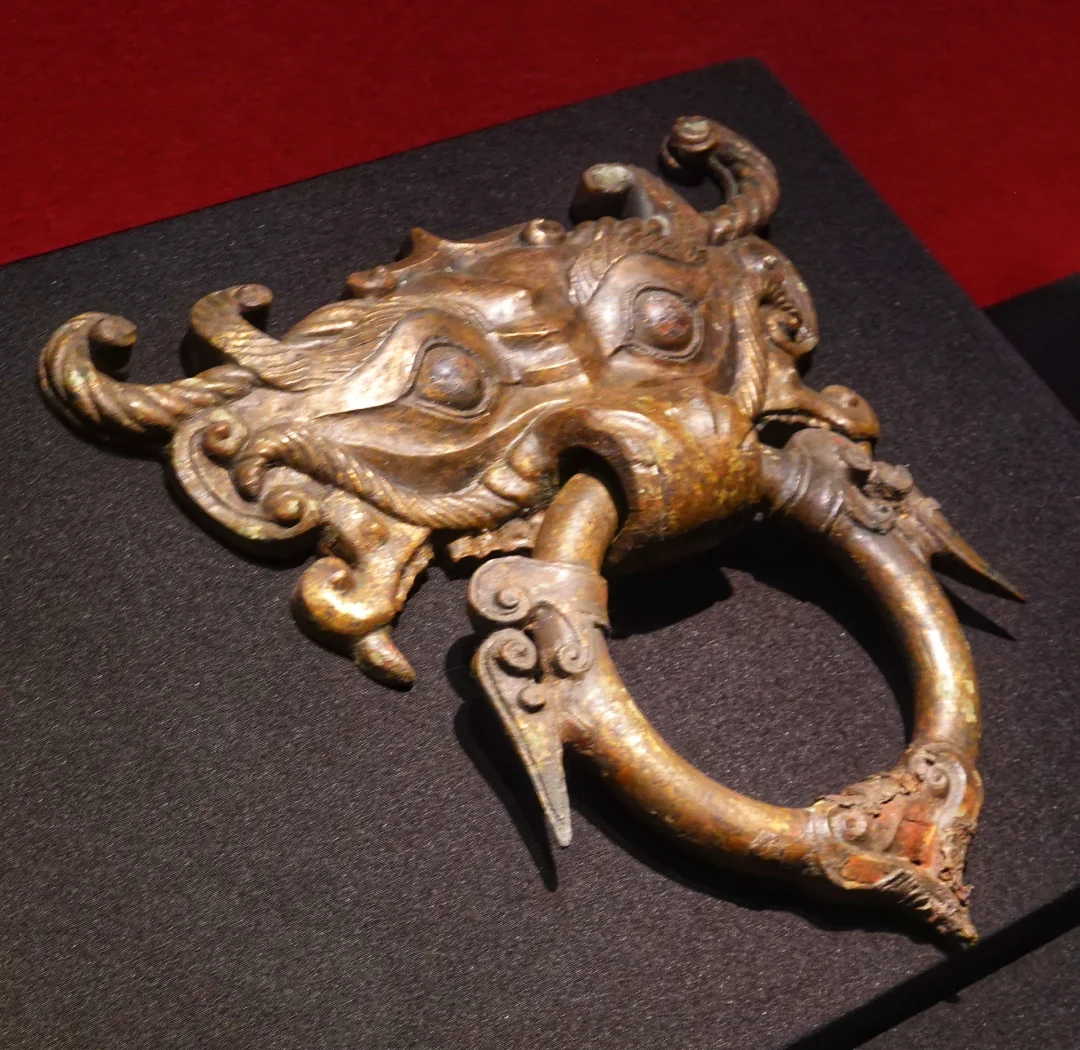 中国传统建筑的大门上为什么不能没有铺首?...