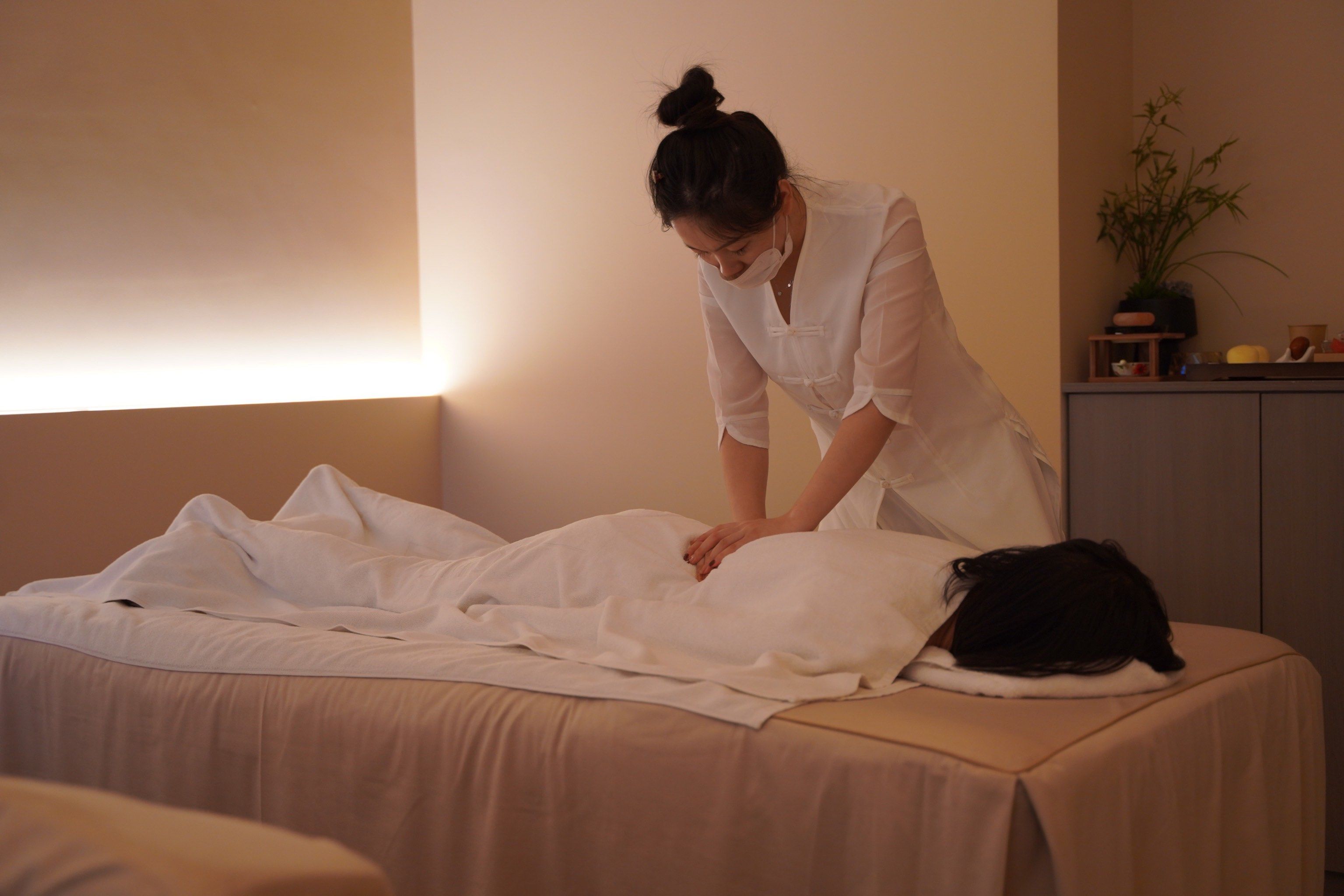 女士spa包含飞机的费用是多少以及如何了解详细价格