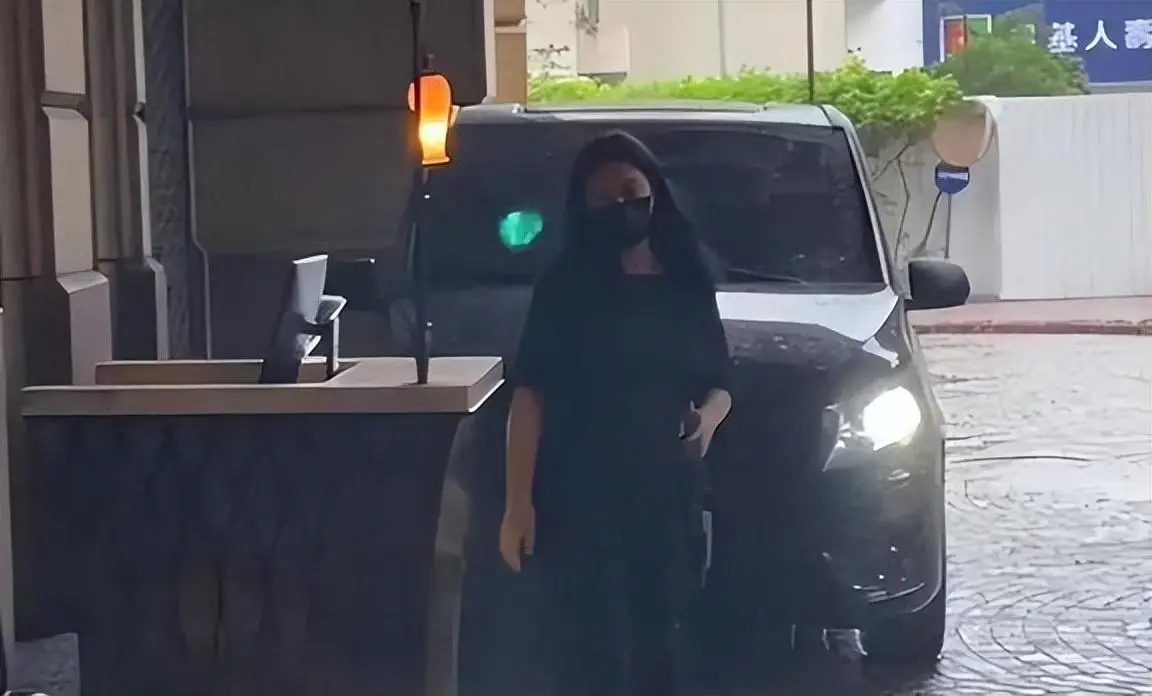 美女吸引人文案短句 梦见前女友预兆解析