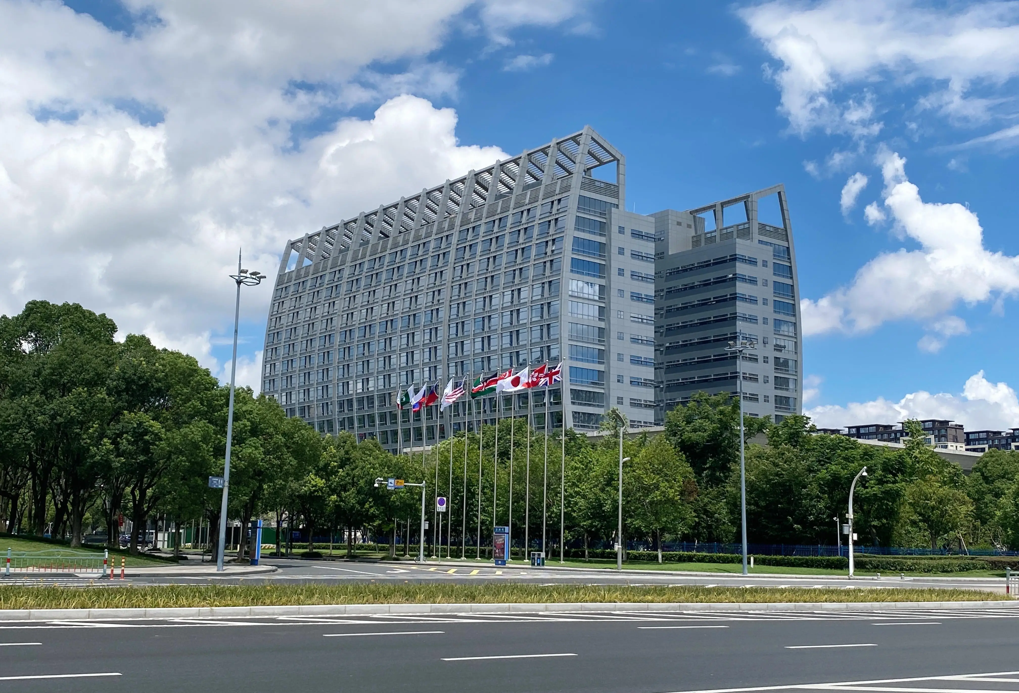 宁波北仑夜宵快餐攻略：打工人的深夜美味指南