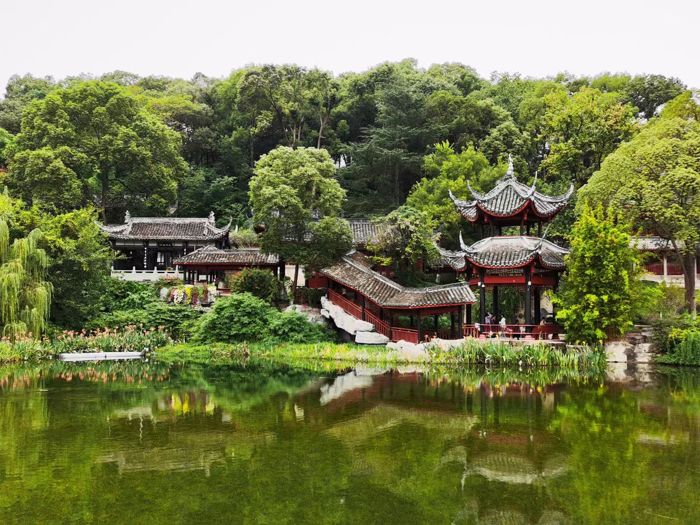 绵阳涪城区站街数量及周边环境现状分析，危机来临需注意