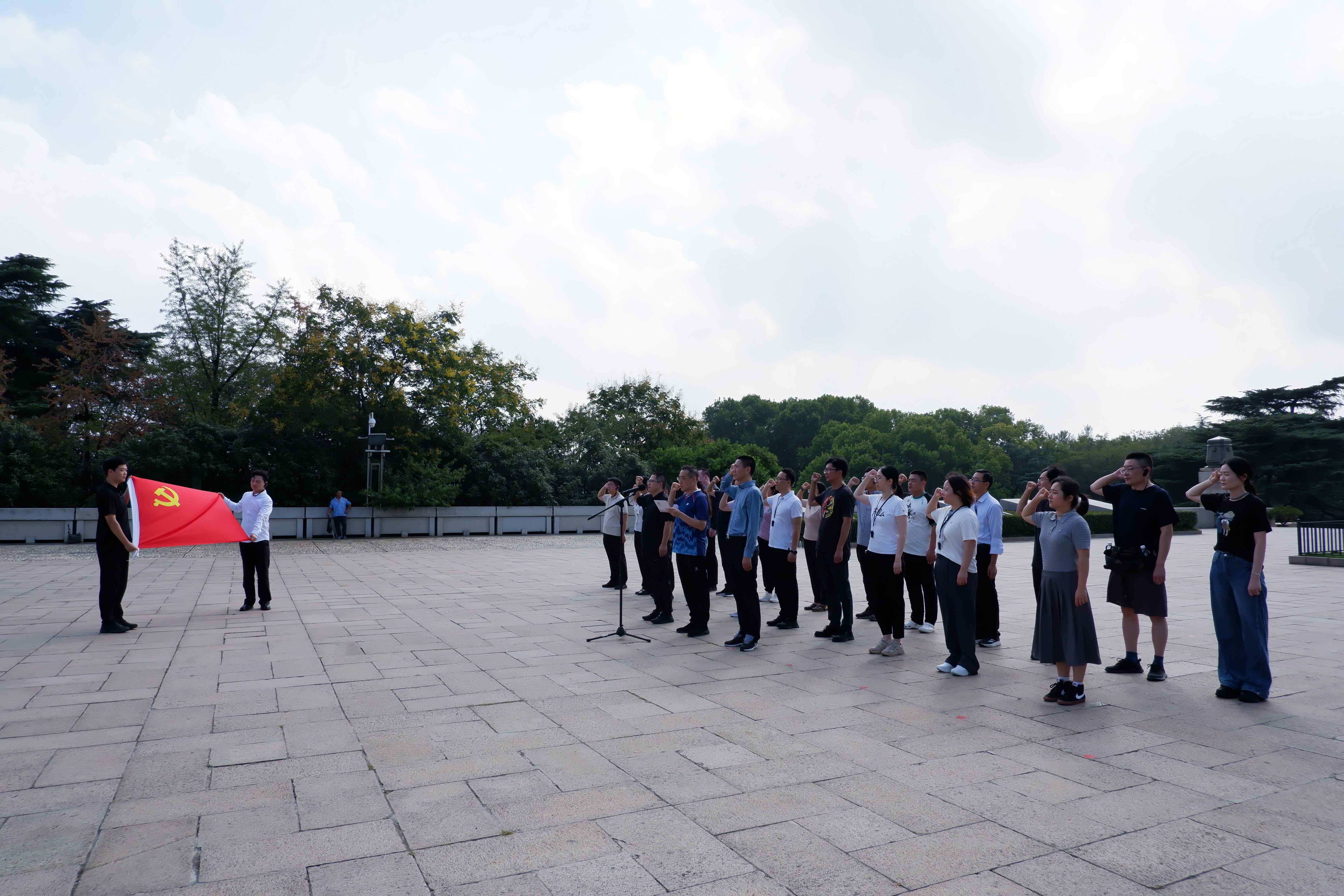 根据新能源发展贡献,绵阳花园五队400一晚实测｜2025年住宿体验与避坑指南