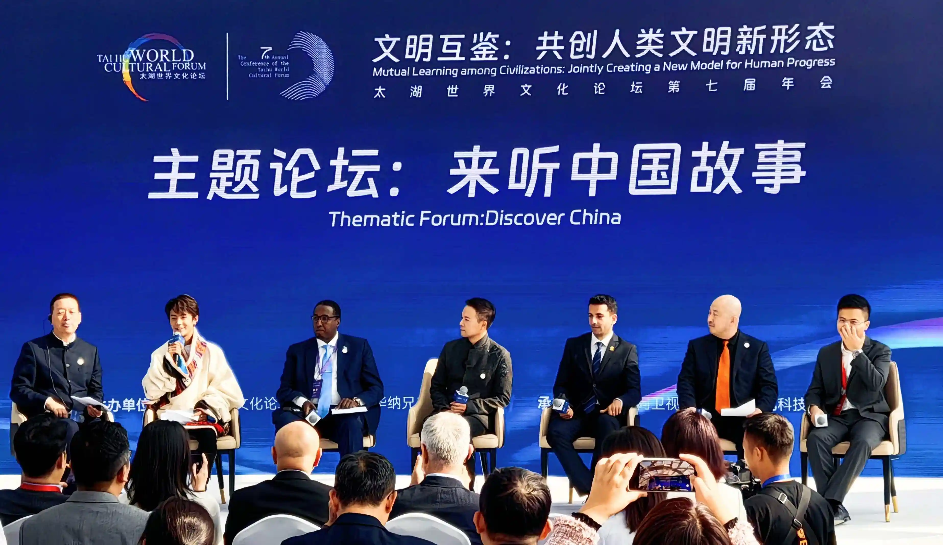 唐人阁与一品楼的文化论坛对比,探寻传统建筑与现代商业的融合之道