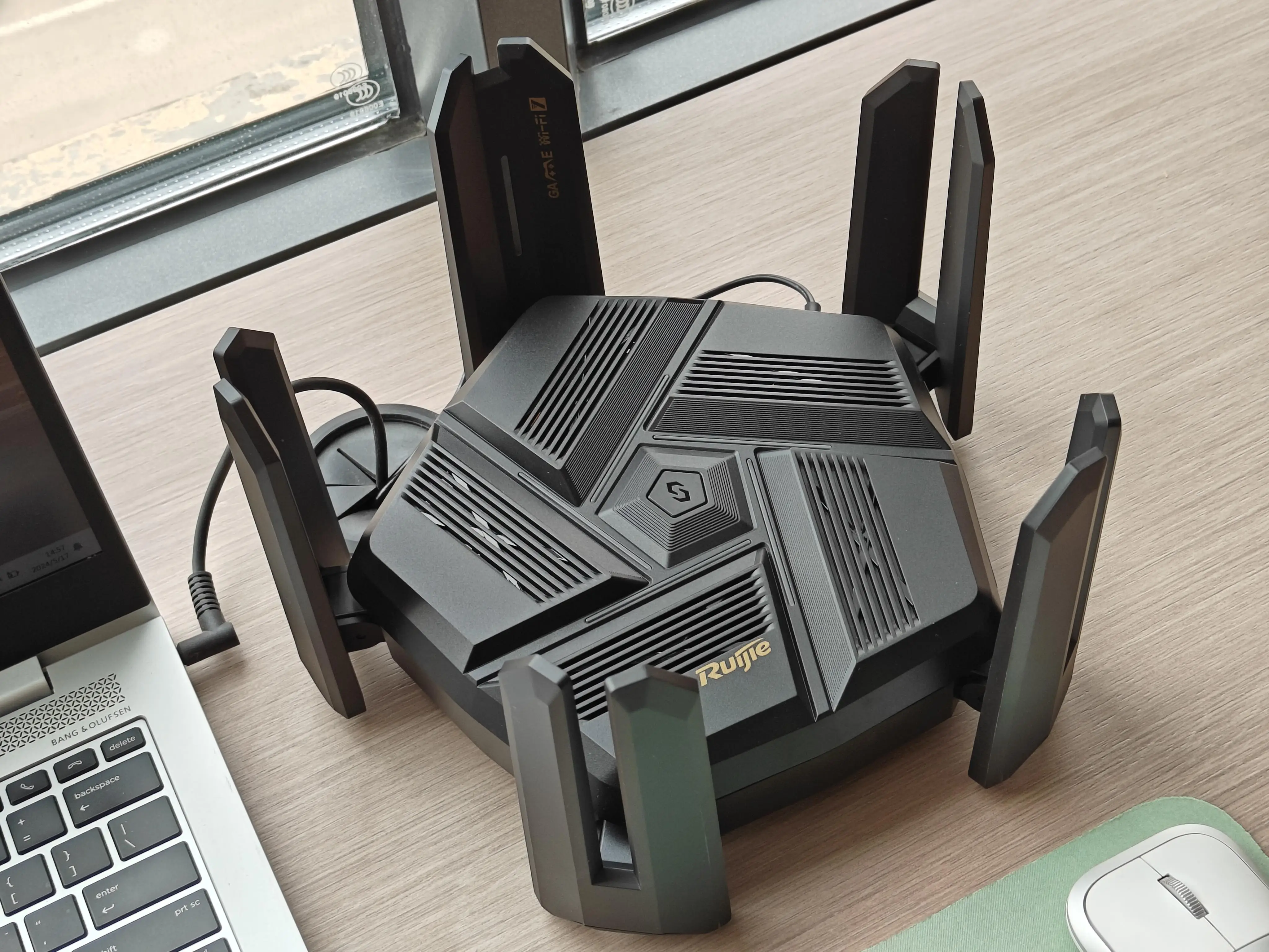 选择家用路由器的大小 路由器正确设置和使用方法