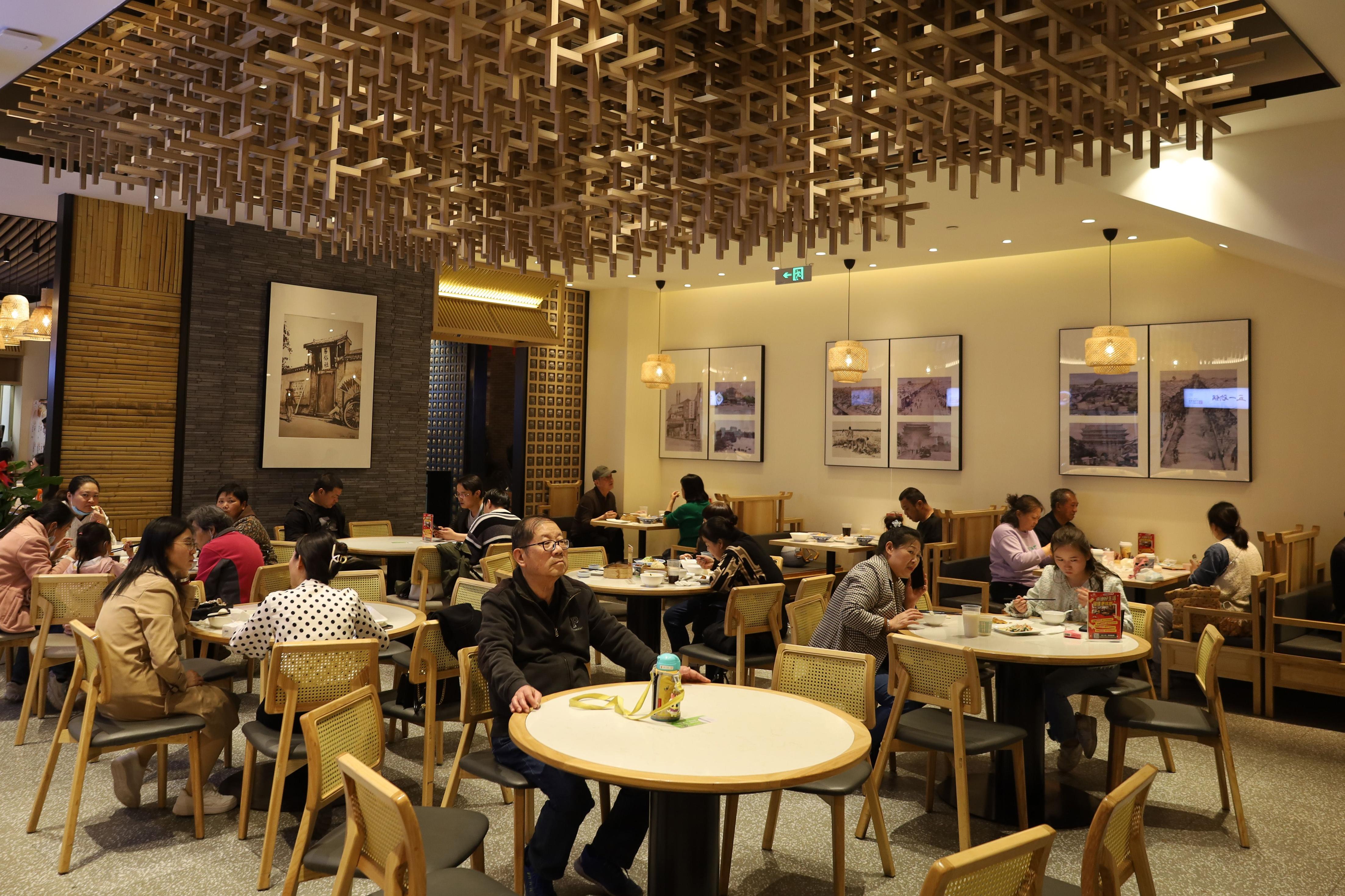 快餐店如何节省30%成本_QQ快餐全流程降本增效实战解析