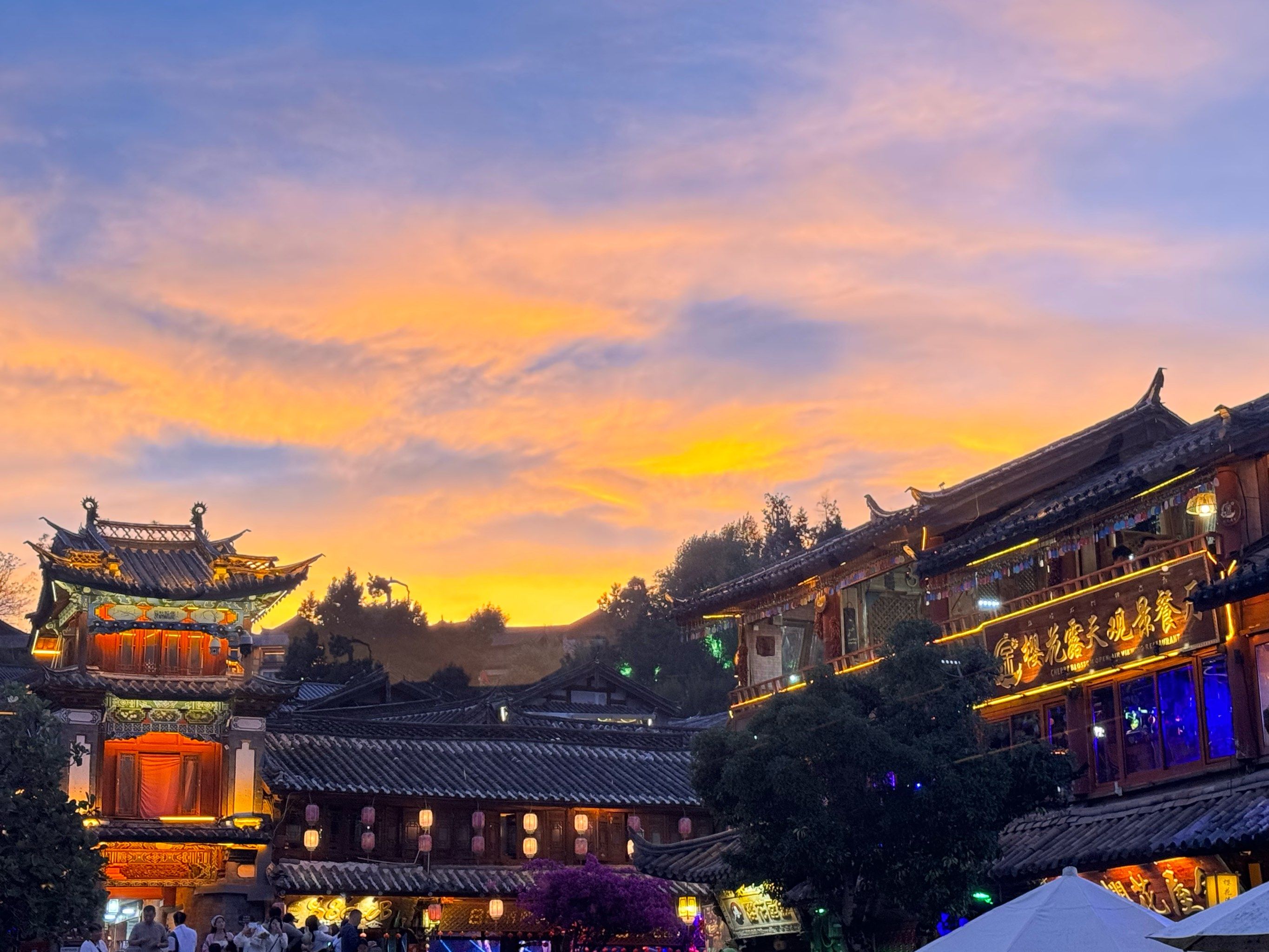 丽江模特约拍指南及相关问题解析