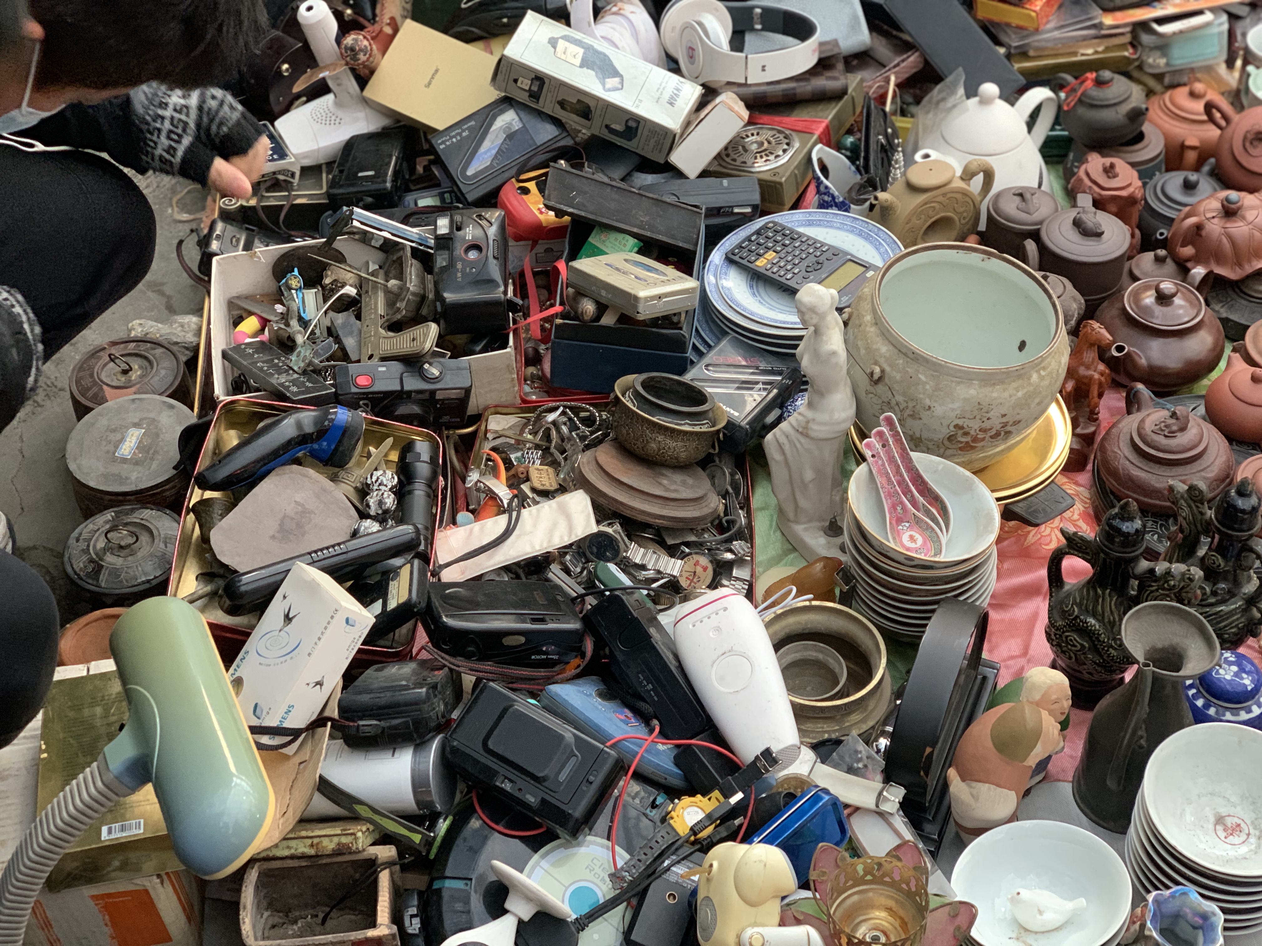 2025闲鱼外围暗号生存调查报告:当二手交易平台变成密码本