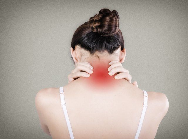 肩颈酸痛难缓解怎么办？水宜方推油按摩3步让疲劳减半