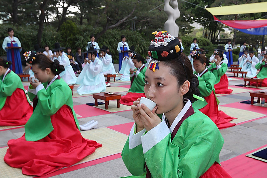 山东伏天晒出的大酱是什么特别的味道?...